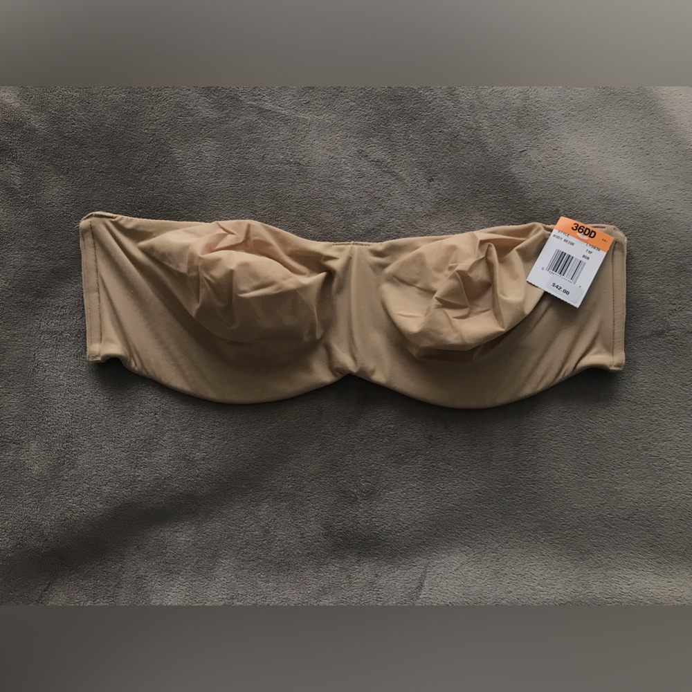 Brand New with Tags - Lilyette By Bali Strapless Convertible Bra in Size 36DD